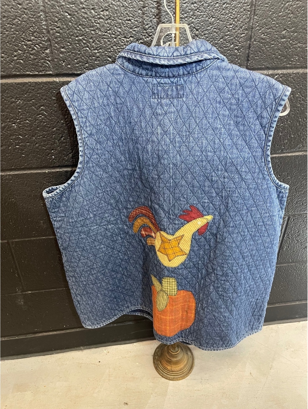 Haiku women’s Quilted Denim Vest with Rooster and Pumpkin Appliqué, Size 2X